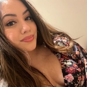 Meet your Posher, Janet